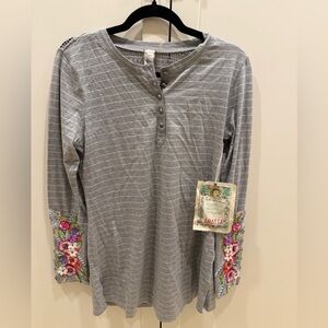 Aratta Gray Striped Long-Sleeve Henley with Floral Sleeve Embroidery